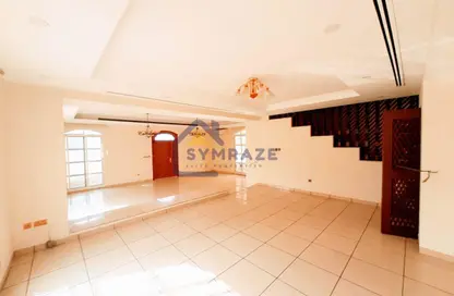 فيلا - 5 غرف نوم - 7 حمامات للايجار في منطقة القرهود - دبي