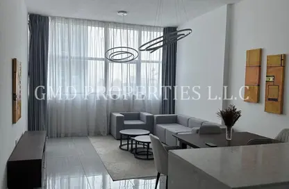 شقة - غرفة نوم - 2 حمامات للايجار في برج او2 - منطقة 14 - قرية جميرا الدائرية - دبي