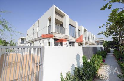 Townhouse - 4 - 4 for rent in Aura Gardens - Tilal Al Ghaf - Dubai