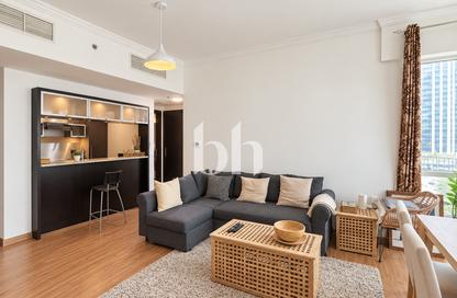 Apartment - 1 - 1 for rent in Al Majara 1 - Al Majara Towers - Dubai Marina - Dubai