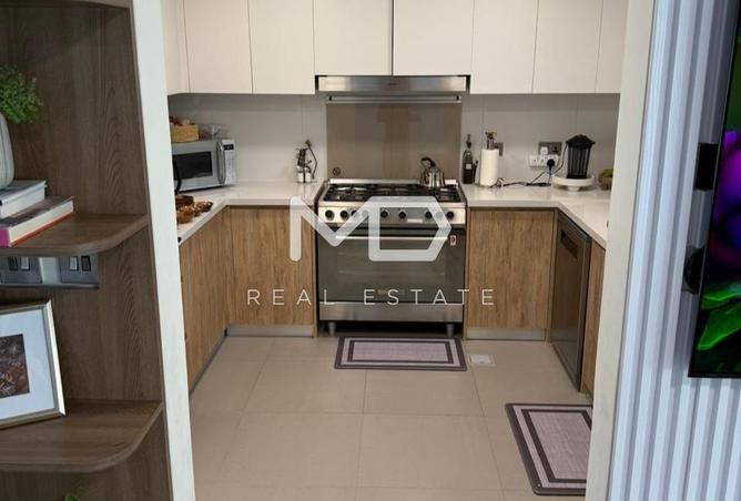 94016422 - صورة العقار 2