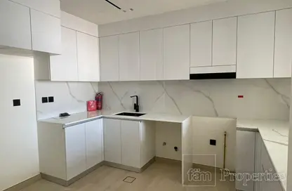 شقة - غرفة نوم - 2 حمامات للايجار في مرتفعات بن غاطي - الضاحية 10 - قرية جميرا الدائرية - دبي