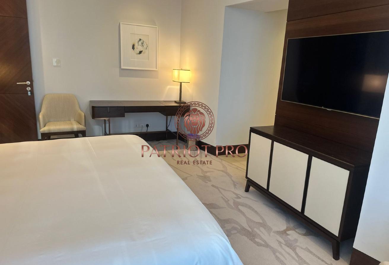 3 BR Furnished Apartment in Downtown Dubai photo 10