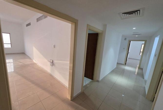 2OihOTlrCyW - Property Image 2