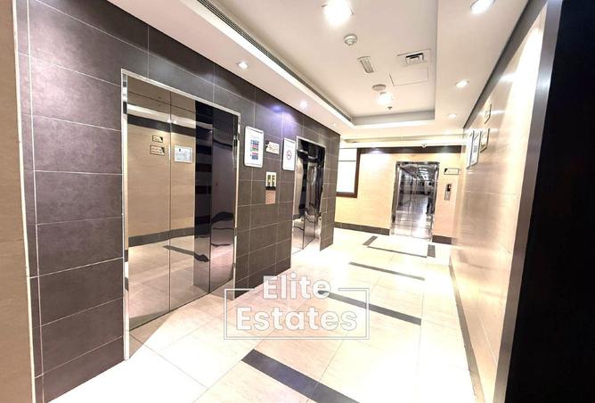 1 Month Rent Free | Parking | Vacant photo 2