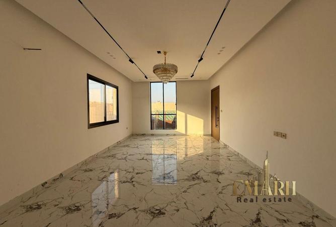 111403863 - Property Image 3
