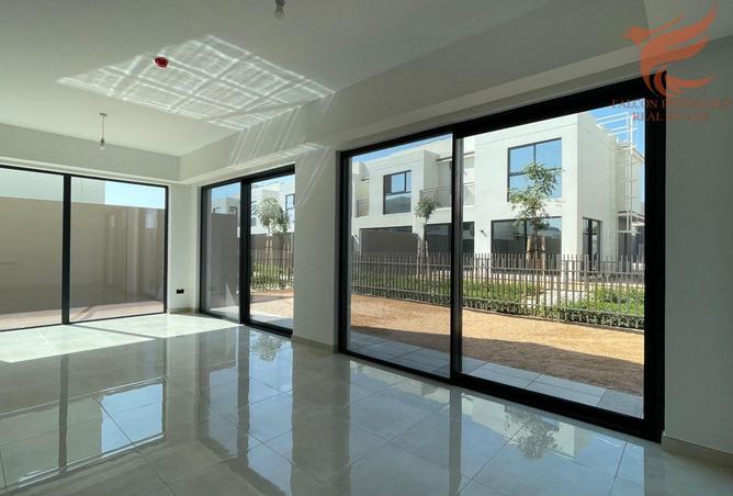 113700063 - Property Image 3
