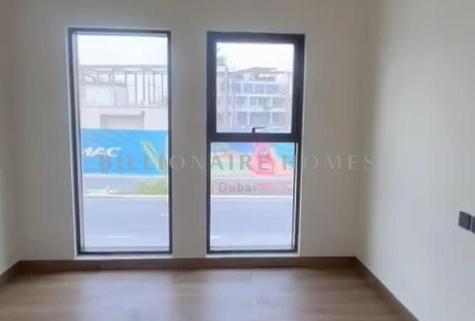 74232798 - Property Image 3