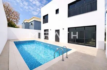 Villa - 5 Bedrooms - 5 Bathrooms for rent in Jumeirah 3 Villas - Jumeirah 3 - Jumeirah - Dubai