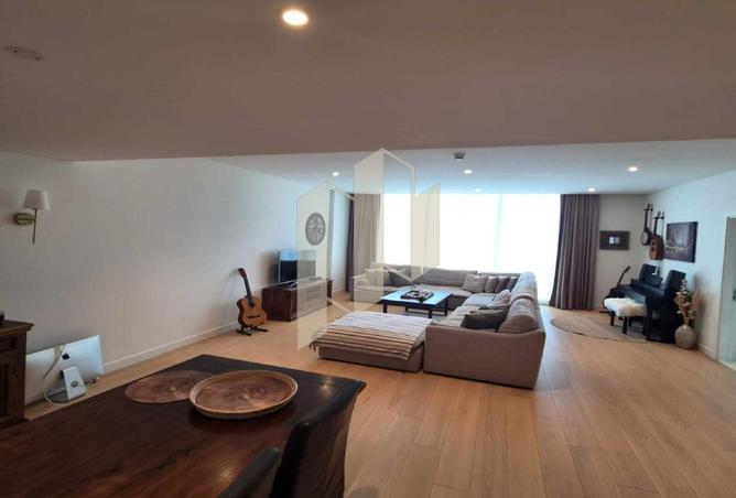 121097107 - Property Image 2