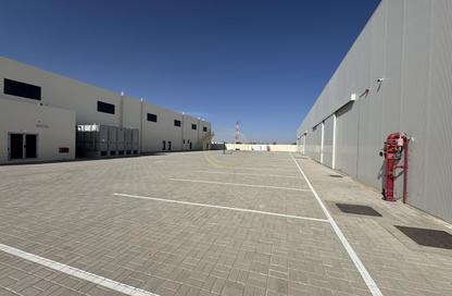 Warehouse - Studio - 1 Bathroom for rent in Al Sad - Al Ain