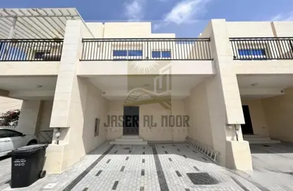 Townhouse - 4 Bedrooms - 3 Bathrooms for rent in Victoria 1 - Victoria - Damac Hills 2 - Dubai