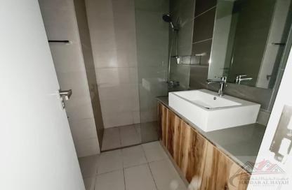 Full Floor - 2 Bedrooms - 3 Bathrooms for rent in Hamsa - Al Mamsha - Muwaileh - Sharjah
