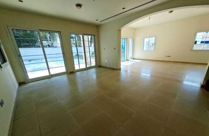 Villa - 2 - 4 for rent in Block I - District 16 - Jumeirah Village Circle - Dubai