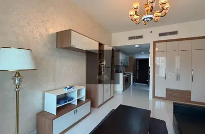 Apartment - 1 Bathroom for rent in Resortz Block 3 - Resortz by Danube - Arjan - Dubai