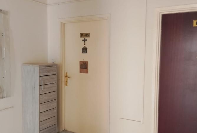 132001728 - Property Image 3