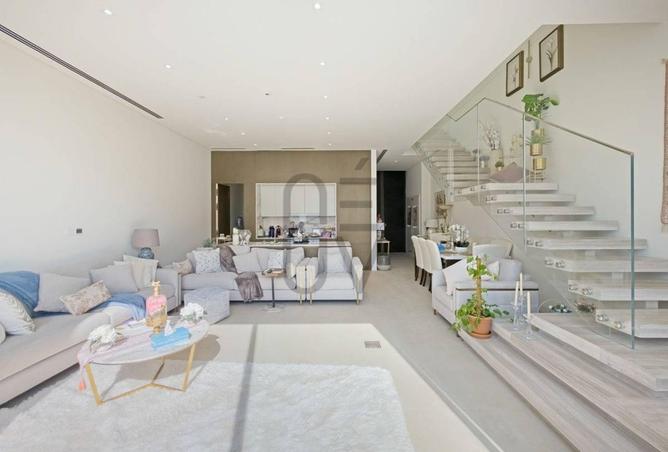 84072161 - Property Main Image