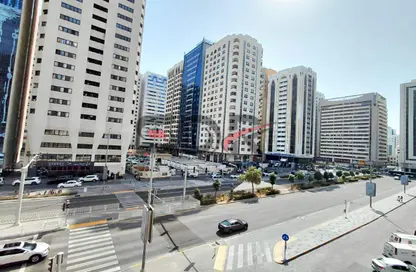 Apartment - 2 Bedrooms - 2 Bathrooms for rent in Dalma Residence - Hamdan Street - Abu Dhabi