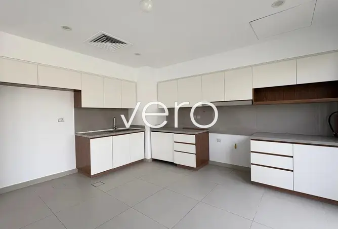166524002 - Property Image 2