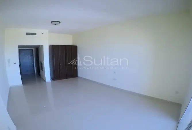 123820000 - Property Image 2