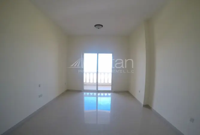 123820000 - Property Image 3