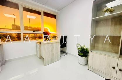 Office Space - Studio - 1 Bathroom for rent in Silver Home Building - Hor Al Anz - Deira - Dubai