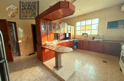 Villa - 7+ Bedrooms - 7+ Bathrooms for rent in Al Rawda - Ajman