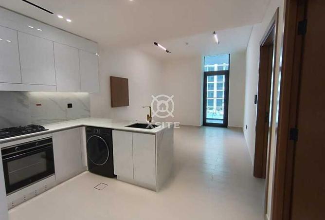 Homely Unit | Equipped Kitchen | Pool View photo 2