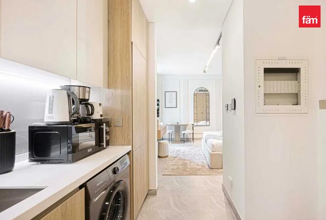 Brand New | Luxury Furnished | Bills Included photo 3