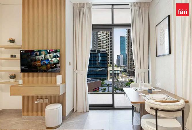 Brand New | Luxury Furnished | Bills Included photo 2