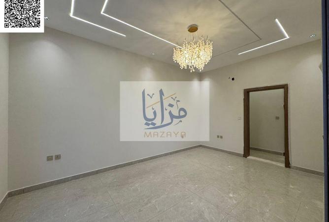 124290156 - Property Image 3