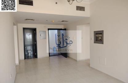 Apartment - 3 - 3 for sale in Paradise Lakes Tower B9 - Paradise Lakes Towers - Emirates City - Ajman Apartment - 3 - 3 for sale in Paradise Lakes Tower B9 - Paradise Lakes Towers - Emirates City - Ajman