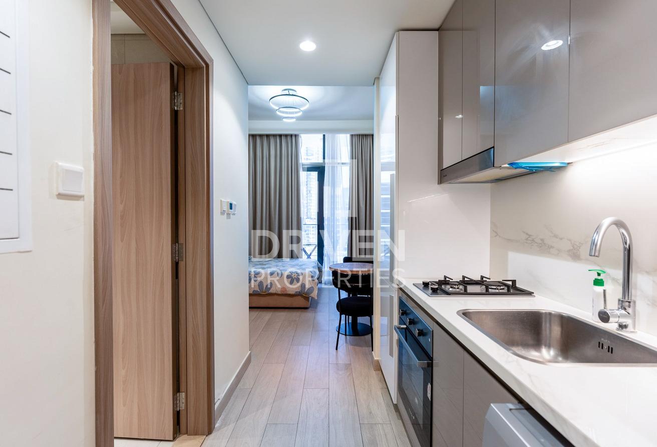 Amazing Studio | Modern Layout | Living photo 6