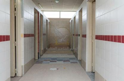 Labor Camp - Studio - 7+ for rent in Al Sajaa S - Al Sajaa - Sharjah