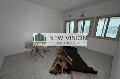 Apartment - 1 Bedroom - 2 Bathrooms for rent in Salam Tower - Al Majaz 1 - Al Majaz - Sharjah