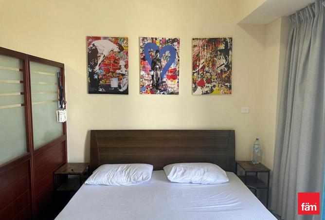 74251401 - Property Image 3