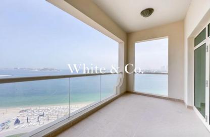 Apartment - 4 - 5 for rent in Al Sultana - Shoreline Apartments - Palm Jumeirah - Dubai