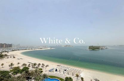 Apartment - 4 - 5 for rent in Al Sultana - Shoreline Apartments - Palm Jumeirah - Dubai