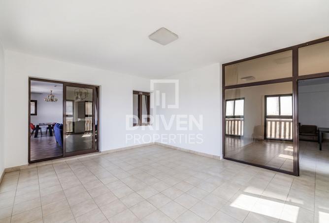 126089127 - Property Image 3