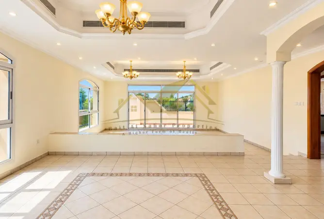 157811461 - Property Image 2