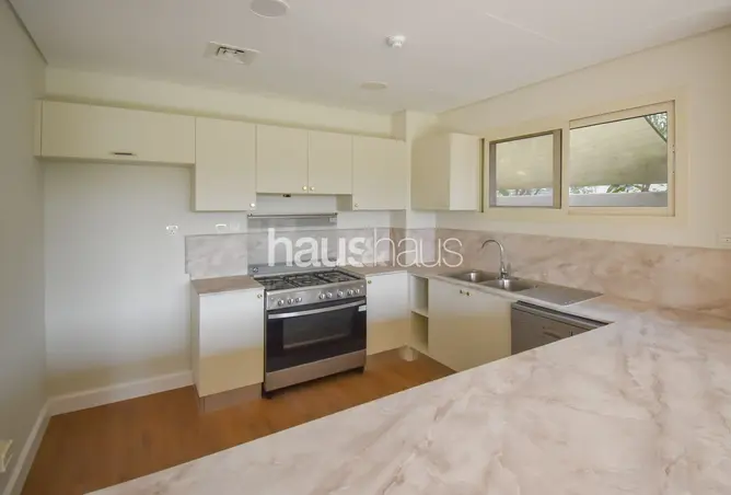 166076373 - Property Image 3
