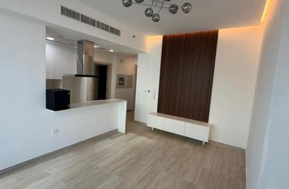 Apartment - 1 Bedroom - 2 Bathrooms for rent in The East Crest by Meteora - District 17 - Jumeirah Village Circle - Dubai