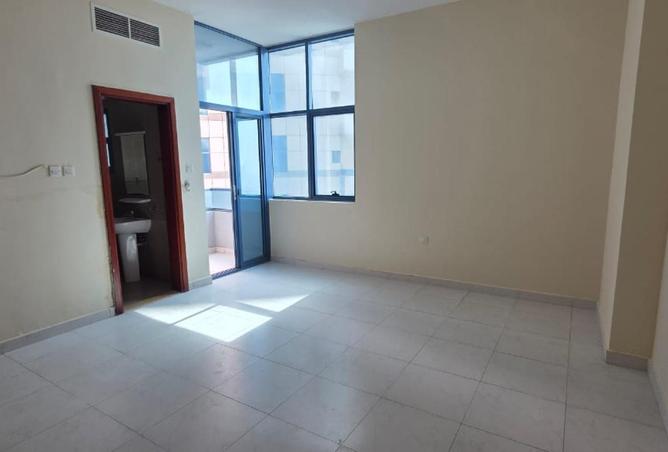 56941625 - Property Image 2