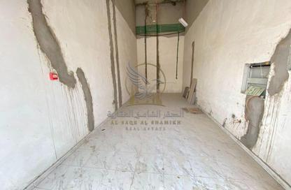 Shop - Studio for rent in Al Rawda 1 - Al Rawda - Ajman