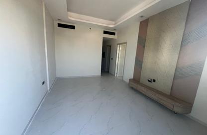 Apartment - 1 - 2 for sale in Silver Park Residency - International City Phase 2 - Al Warsan 4 - Al Warsan - Dubai