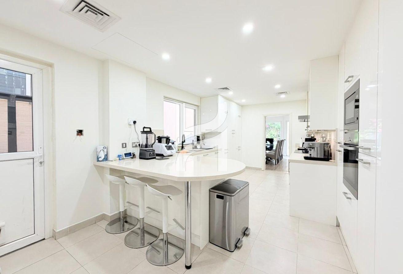 4 Bedrooms | Pool View | Highly Upgraded photo 13