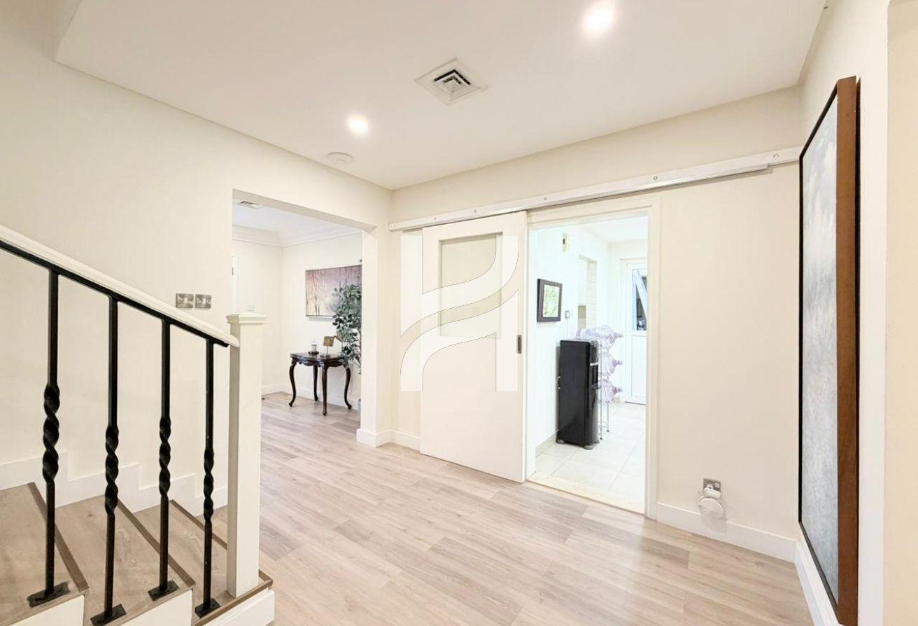 4 Bedrooms | Pool View | Highly Upgraded photo 18