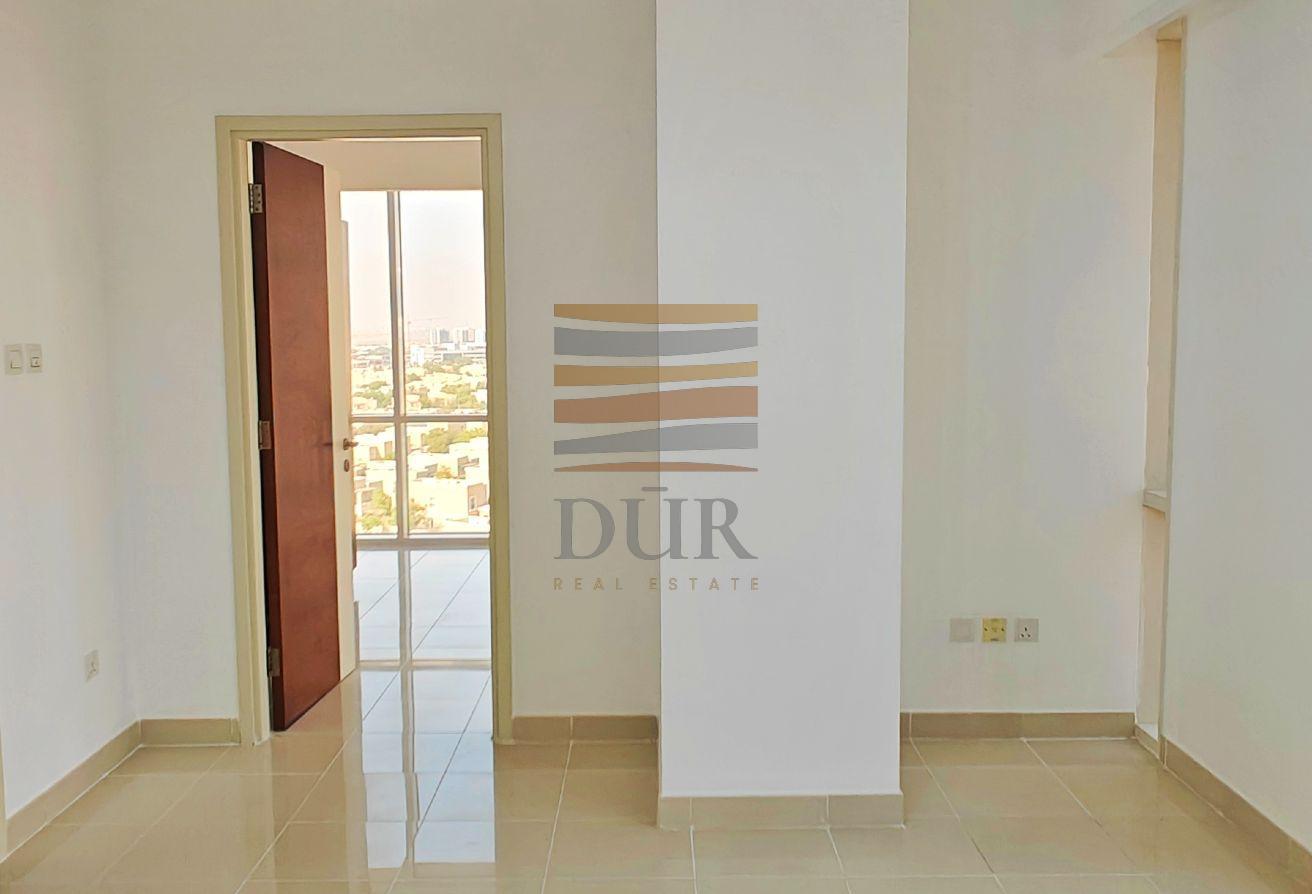 Ready To Move | Unfurnished | Bright & Airy photo 3