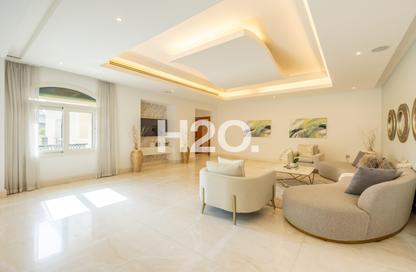 Villa - 7 - 7 for rent in Sector HT - Emirates Hills - Dubai Villa - 7 - 7 for rent in Sector HT - Emirates Hills - Dubai