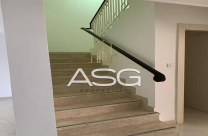Villa - 4 - 5 for rent in Garden Lane Villas - District 15 - Jumeirah Village Circle - Dubai